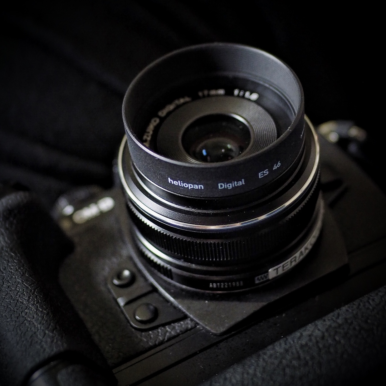 The Heliopan 46mm short metal hood fitted to my Olympus M.Zuiko 17mm f1.8. Photo: Edmond Terakopian